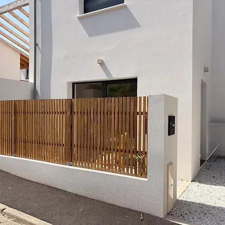 بيت للعطل Maison A *